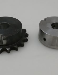 30038131 - SPROCKET SHEAR PIN AND HUB MATCHED SET 40B18 3/4 BORE DROP IN SLOT