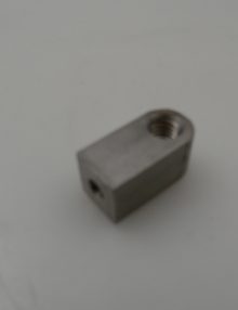 30067186 - BLOCK SIDE SEAL PINCH ROLLER PIVOT STAINLESS STEEL