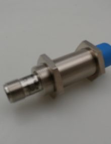 30129863 - SWITCH PROXIMITY INDUCTIVE 18MM DIA X 64MM L 12MM SENSING RANGE N.O. NPN 3-WIRE 10-30VDC M12 CONNECTOR IME18-12NNS-ZCOS (-13 TO 158 DEG F)