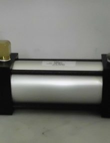 30150993 - CYLINDER AIR 2-1/2 IN BORE WITH BLOCKING VALVE W/O FLOW CONTROLS