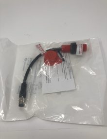 30152186 - SWITCH SAFETY MAGNETIC INTERLOCKED SENSAGUARD 30 MM PLASTIC 25MM SENSING DISTANCE 2 X PNP 0.2A MAX SAFETY OUTPUT 6 INCH PIGTAIL 8-PIN MICRO (M12)