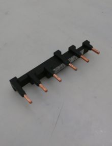 30153824 - STARTER MOTOR PROTECTOR 2 POSITION COMMONING LINK 45MM SPACING