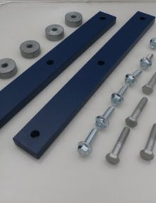30163983 - KIT BOLT AND BACKER PLATE FRAME TO LEG CONNECTION S-SERIES FOR THREE HOLE DESIGN WITH GEOMET BOLTS