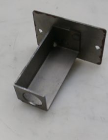 30165198 - MOUNT PROX SWITCH MAST G