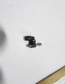 30171523 - FITTING PRECISION-ADJUST AIR FLOW CONTROL VALVE 10-32 UNF MALE TO 5/32 90 DEGREE TUBE