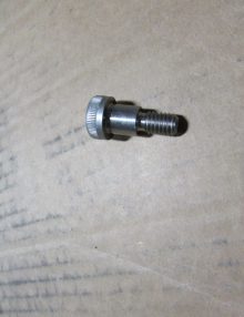 30176626 - FASTENER SCREW SHOULDER 1/2 DIA X 1/2 LG X 3/8-16 SOCKET HEAD HOLO-KROME STAINLESS