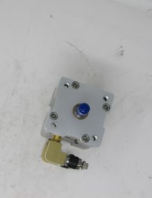 30183442 - CYLINDER AIR 2-1/2 BORE 2IN STROKE SIDE MOUNT SQUARE FLAT W/ ADAPTERS AND FLOW CONTROLS