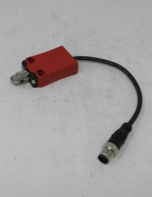 30187102 - SWITCH LIMIT SAFETY 22MM METAL ROLLER PLUNGER 2NC BBM 4PIN DC MICRO QD 6IN PIGTAIL