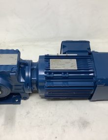 30198515 - GEARMOTOR 1HP 400VAC 3PH 50HZ 38RPM OUTPUT M5A 30MM SHAFT 24VDC BRAKE