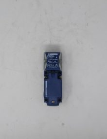 30219081 - SWITCH PROXIMITY DC PNP NO/NC 5-POSN