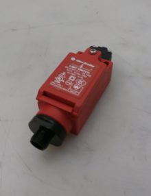 31002766 - SWITCH LIMIT SAFETY 22MM 1NO/1NC SNAP ACTING 4 PIN DC MICRO