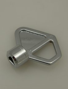 31009967 - KEY #7-7MM FOR ENCLOSURE 30062576-TRIANGULAS 1/4 TURN LATCH