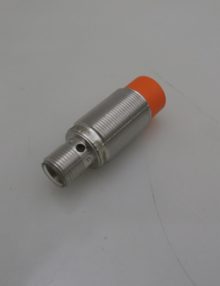 31011508 - SWITCH PROXIMITY 18MM DIA X 51MM L (SHORT BARREL) 12MM RANGE NO 3 WIRE NON-SHIELDED 10-30VDC PNP QD MICRO