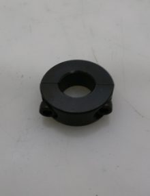 31021536 - COLLAR SHAFT 5/8IN TWO-PIECE