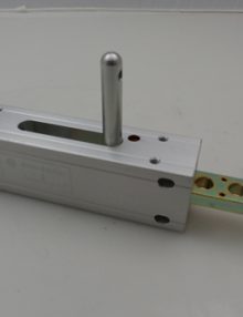 31042274 - SWITCH SAFETY KEY INTERLOCKED SLIDING BOLT ACCESSORY LOCKING