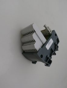 31043451 - TERMINAL INTERFACE MODULE 26 POSITION HE10 CONNECTOR TO SCREW TERMINALS