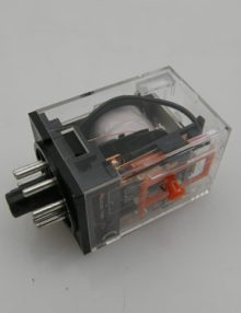 C-005222 - RELAY 10A 8 PIN SILVER LIGHTED REPLACES P-001584 and P-001089