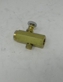 P-000489 - VALVE FLOW CONTROL 1/4 IN PIPE