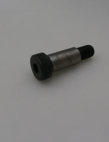 P-008999 - FASTENER SCREW SHOULDER 5/8 DIA X 1-1/4 W/ 1/2-13 SOCKET HEAD