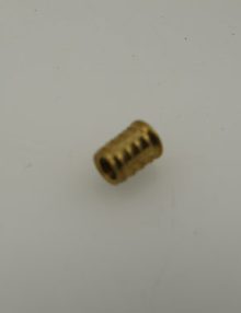 P-404113 - FASTENER THREADED INSERT M4X0.7 X 1/4OD X 5/16L FLUTED BRASS